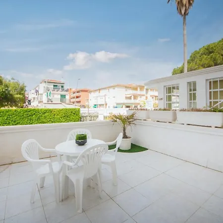 Apartment R126 Beachfront Sant Salvador